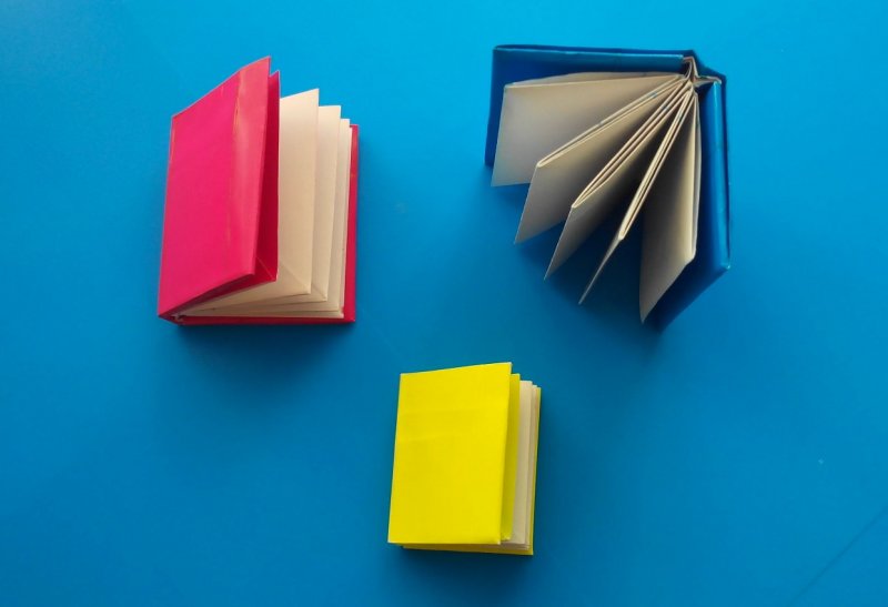 Бумажная книжка оригами
