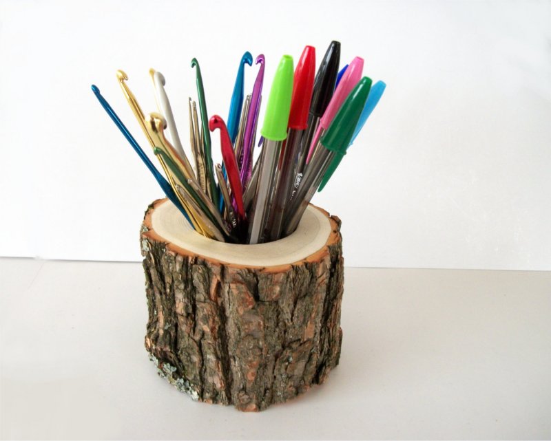Подставка для карандашей из дерева