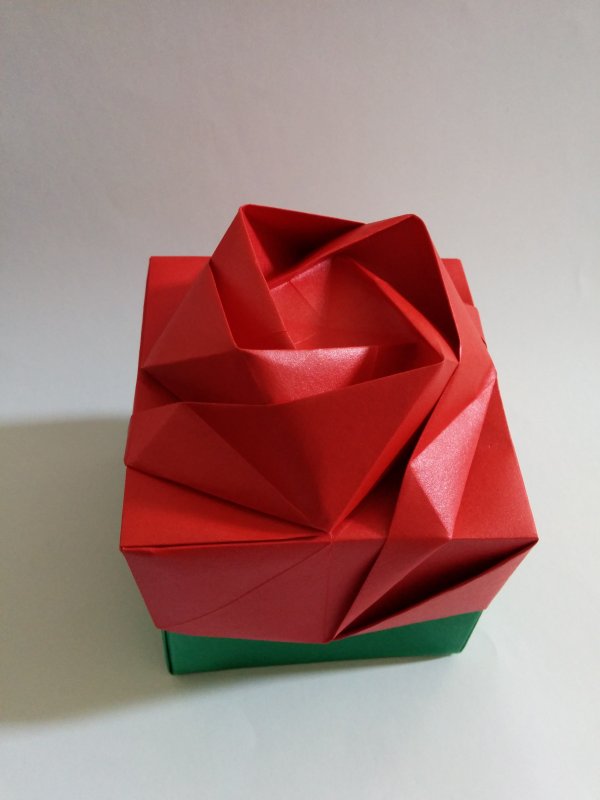 Оригами коробка