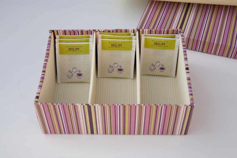 Картонная коробка для чайных пакетиков