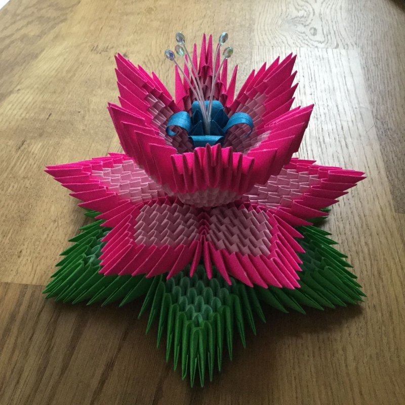 Оригами модульное из журнальных