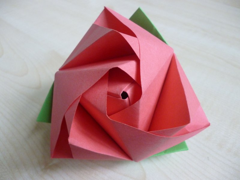 Оригами белый цветок из бумаги