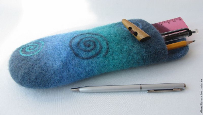 Текстильный пенал для карандашей