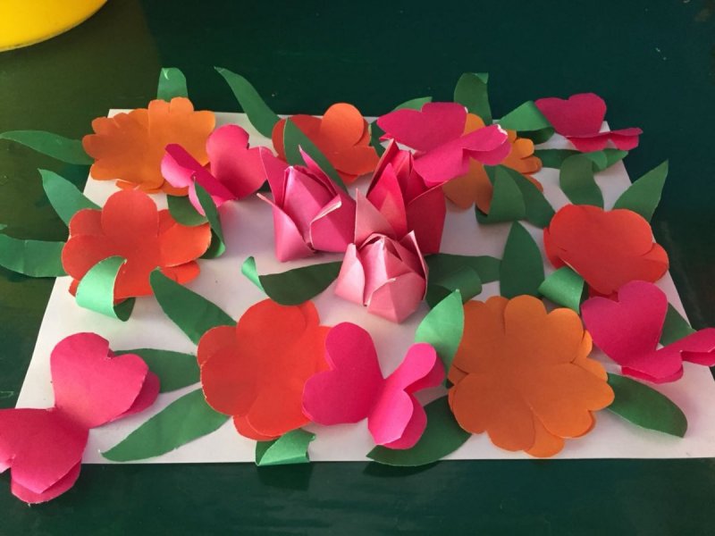 Аппликация цветы в горшочке из цветной бумаги