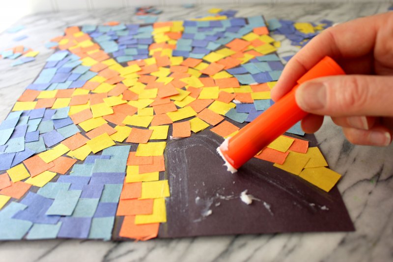 Мозаичное панно из цветной бумаги