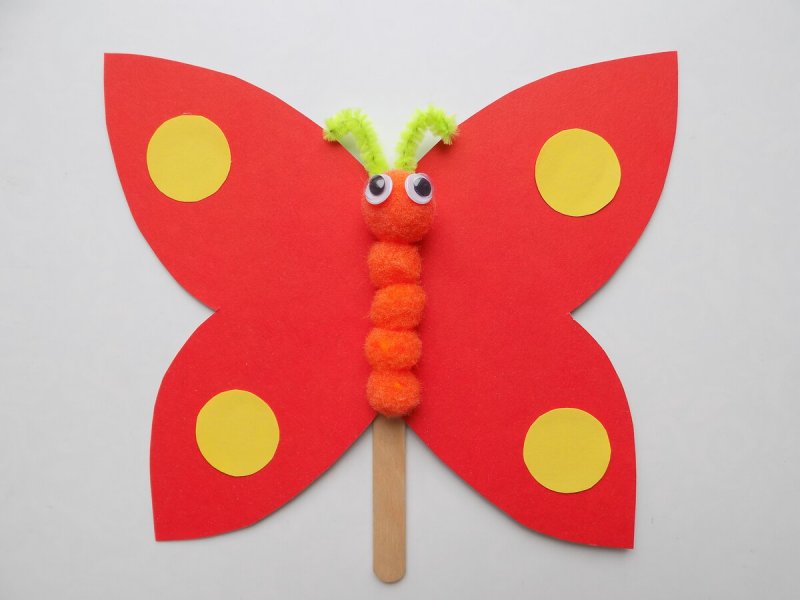 Поделка бабочка для детей 2 лет