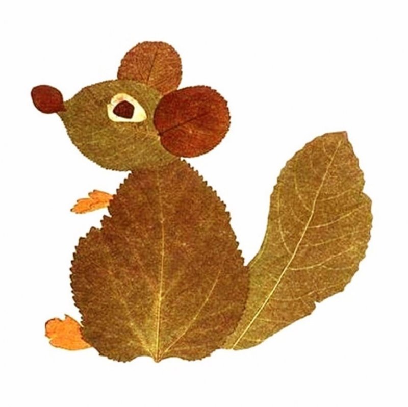 Игрушка из осенних листьев