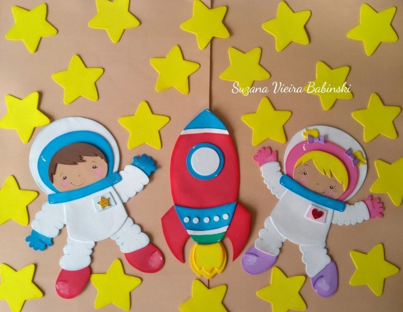 Космонавт аппликация для детей