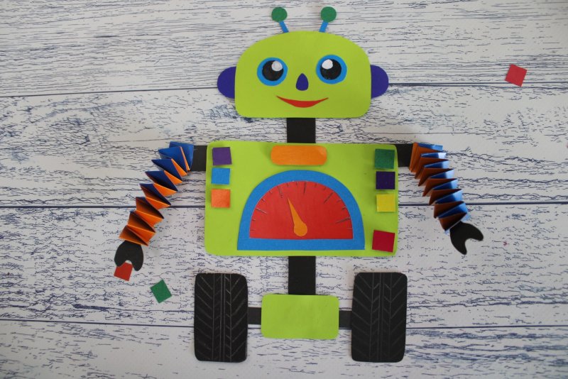 Робот из цветной бумагтдля детей
