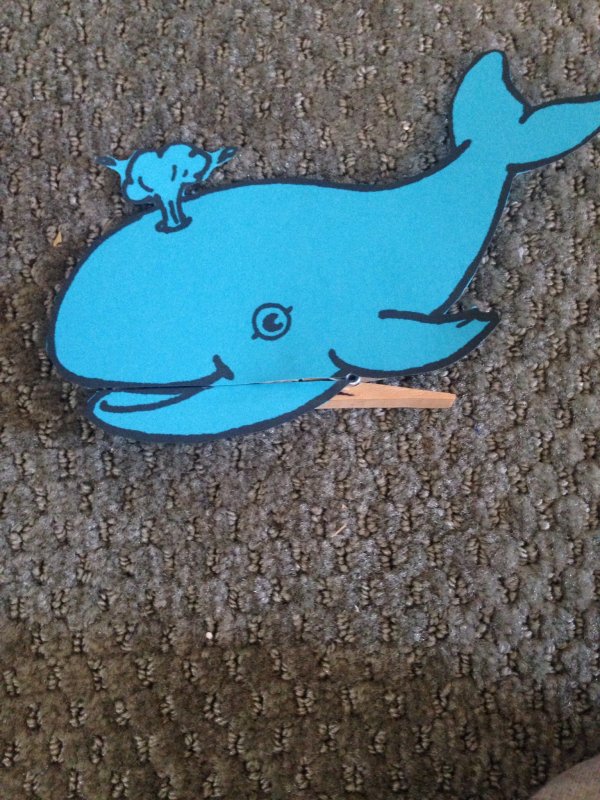 Детская поделка кит