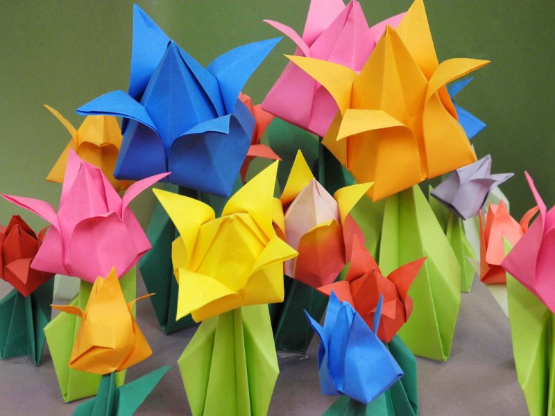 Аппликация оригами из бумаги
