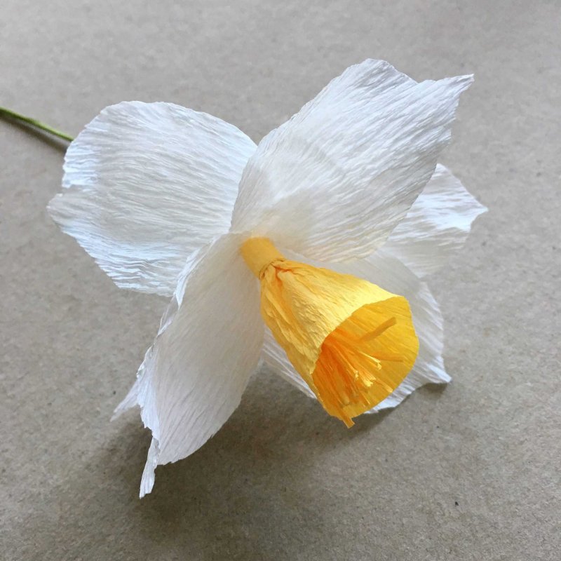 Оригами Нарцисс