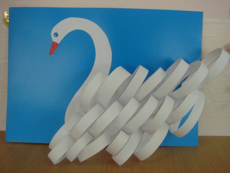 Шаблон лебедя для конструирования из бумаги