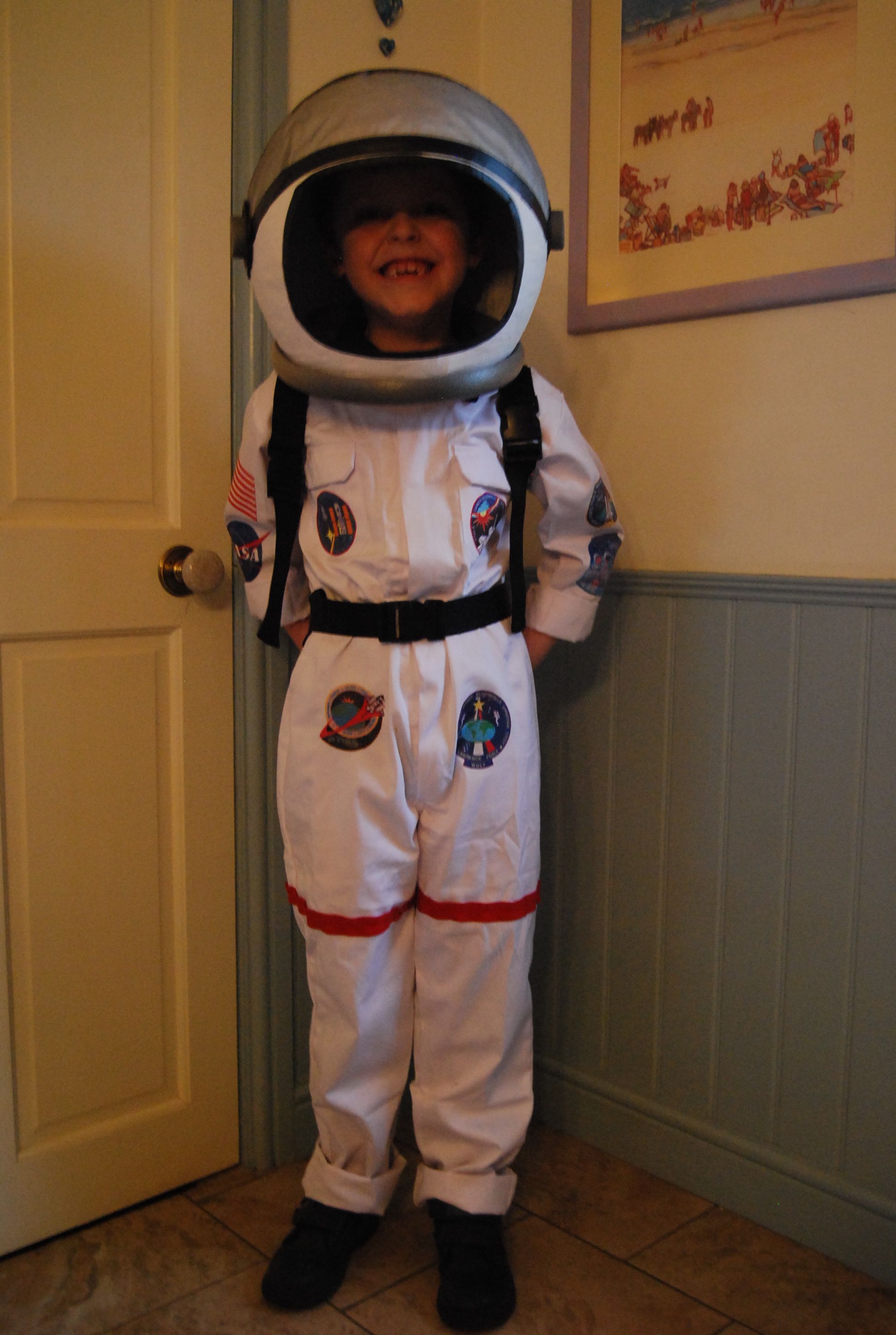 Скафандр космонавта своими руками для ребенка