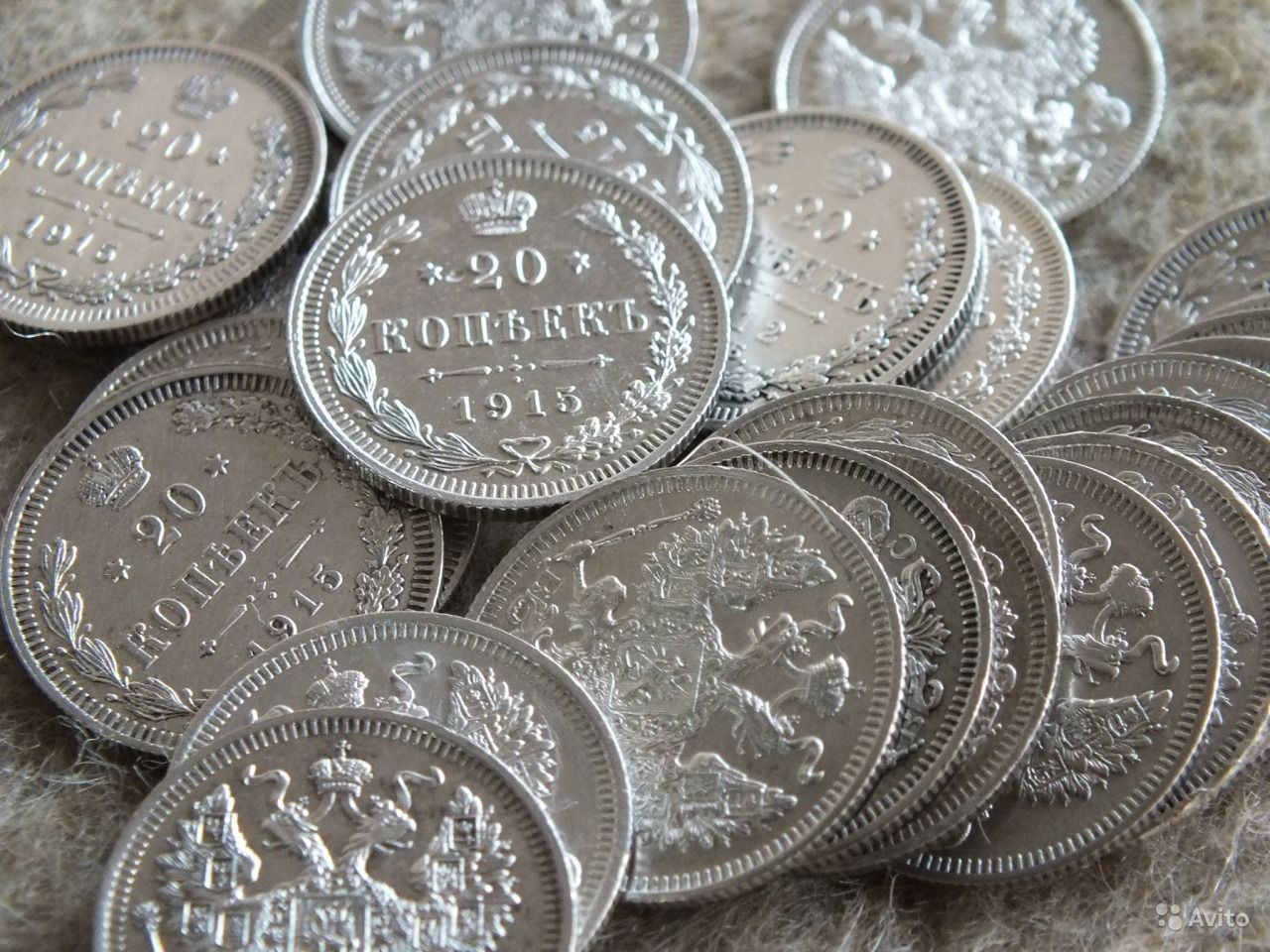 Покупаем серебряные монеты. Старинные монеты. Старинные монеты серебро. Царские монеты. Серебряная монета.